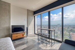 TV, stereo