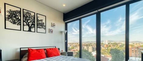 1 chambre, bureau, fer et planche à repasser, Wi-Fi