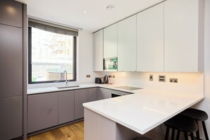 Apartment, Balcony | Private kitchen
