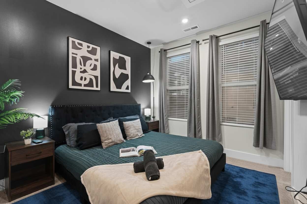 4 bedrooms, iron/ironing board, travel cot, WiFi