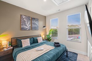 3 bedrooms, iron/ironing board, travel cot, WiFi