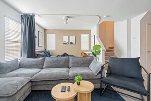 Televisio, työhuone