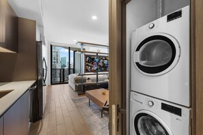 Interior - MVR Ultra-Lux Studio with Epic Water Views (Miami)