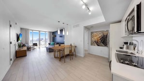 Coffee/tea maker, fridge, microwave, oven - Beachwalk Resort 1BR Ocean & Intracoastal View  High Floor 2109 (Hallandale Beach)