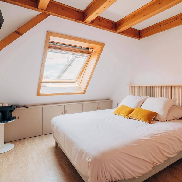 Habitación doble Confort, 1 cama Queen size, para no fumadores, tina | Wifi gratis