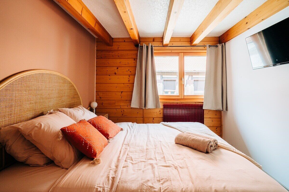 Panoramic Suite, Shared Bathroom | Free WiFi