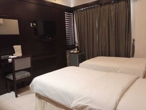 Basic Double or Twin Room, Beach View | Blackout drapes, soundproofing, iron/ironing board, free WiFi
