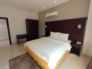 Standard Apartment, 1 Bedroom, City View | Blackout drapes, soundproofing, iron/ironing board, free WiFi