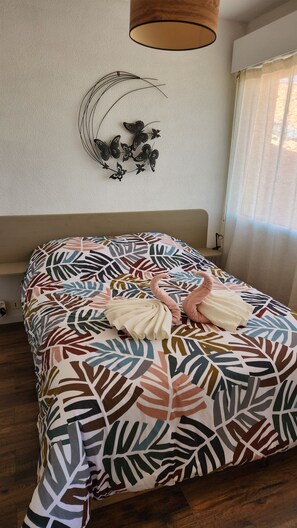 2 bedrooms, travel crib, bed sheets, wheelchair access - Hossegor Appt 6 sleeps south beach 100m ocean (Soorts-Hossegor)