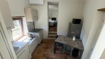 Apartment, City View | Living area