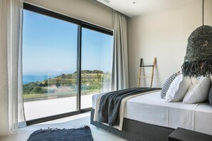 2 室のベッドルーム、アイロン / アイロン台、WiFi、ベッドシーツ