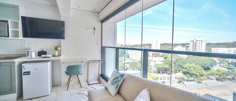 Superior Studio Suite, City View | Iron/ironing board, free WiFi