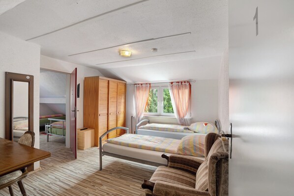 2 habitaciones, wifi y ropa de cama 