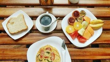 Petit déjeuner continental servi tous les jours en supplément