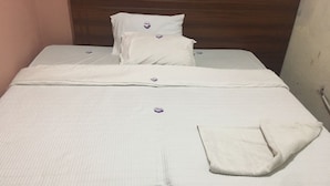 Deluxe Double Room | Desk, WiFi (free) - VIVA GUEST HOUSE (Kigali)