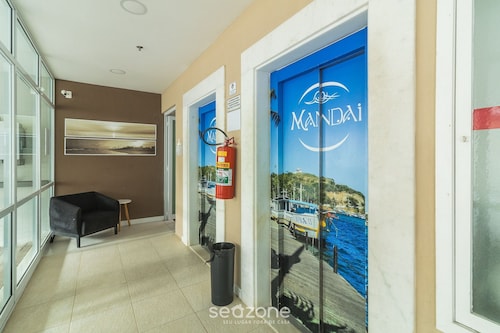 1 Bedroom Apartment in Oceanfront Condo Mnda0217