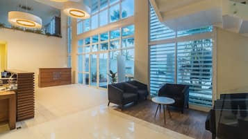 Basic Apartment | Interior