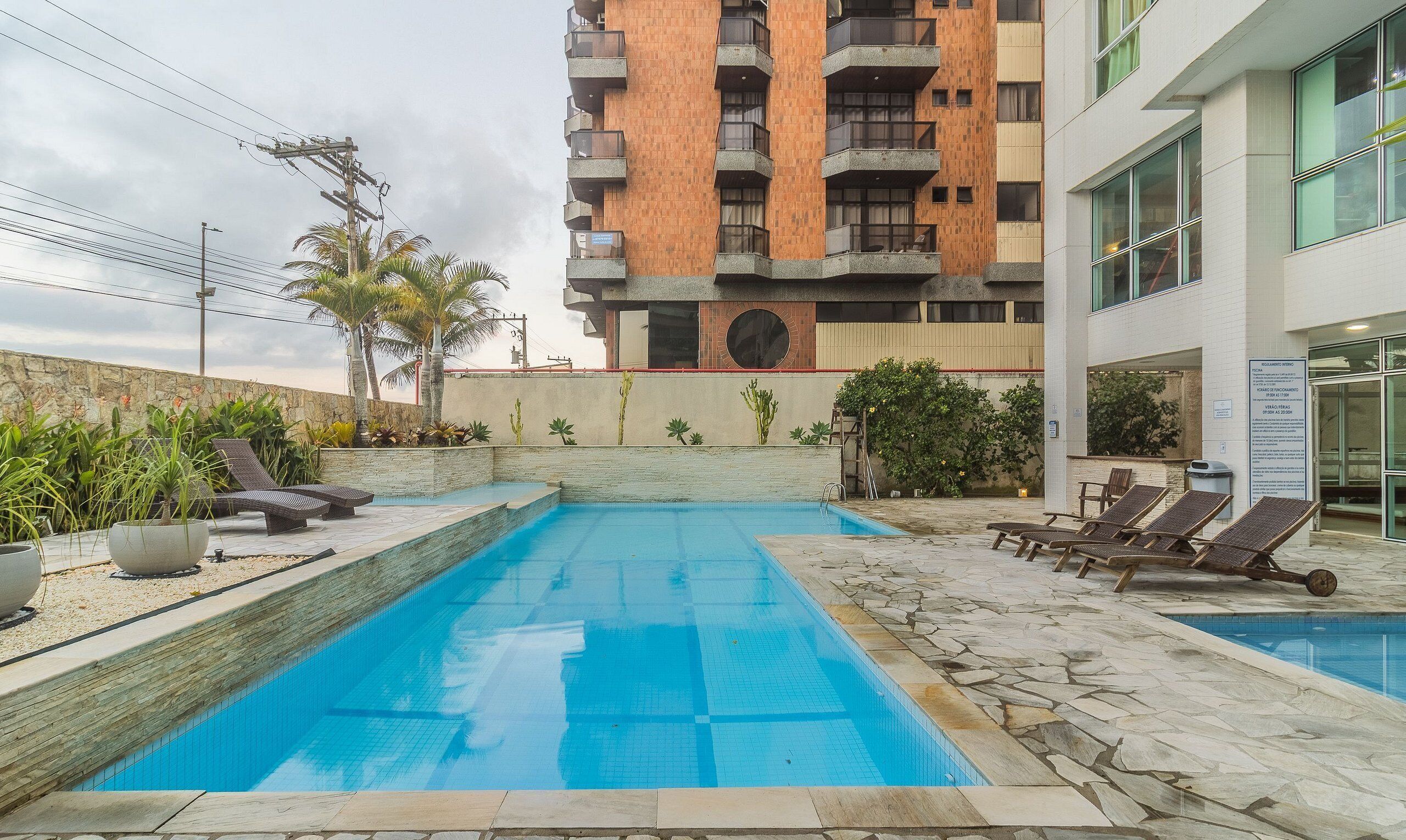 Basic Apartment | Pool