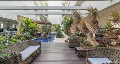 1 Bedroom Apartment in Oceanfront Condo Mnda0217