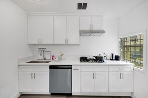 Microwave, stovetop, dishwasher