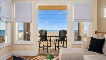 Smart-TV, videospill og DVD-spiller