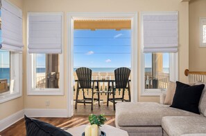 Smart TV, video games, DVD player