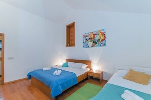 1 多间卧室、熨斗/熨衣板、WiFi、床单