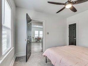 2 bedrooms, iron/ironing board, WiFi, bed sheets