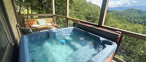 Bain à remous extérieur