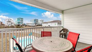 Studio (Unit A - Pets) | Front of property