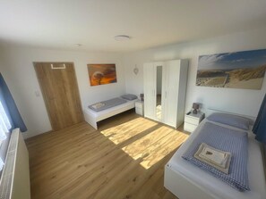 7 bedrooms, iron/ironing board, free WiFi, bed sheets