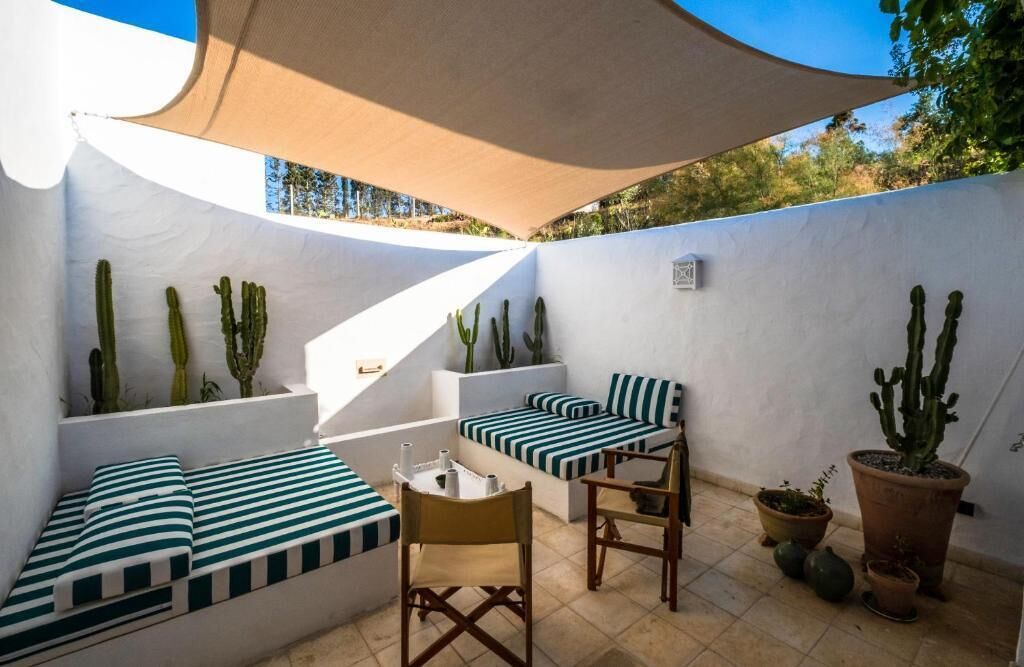 Double Room | Free WiFi