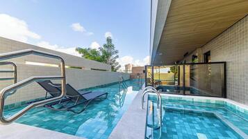 Apartment | Pool | Outdoor pool