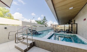 Apartment | Pool | Outdoor pool - Stay With a Pool and gym 350m From the Beach in a Prime Location in Maceio - SLI (Maceió)