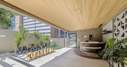 Stay With a Pool and gym 350m From the Beach in a Prime Location in Maceio - SLI