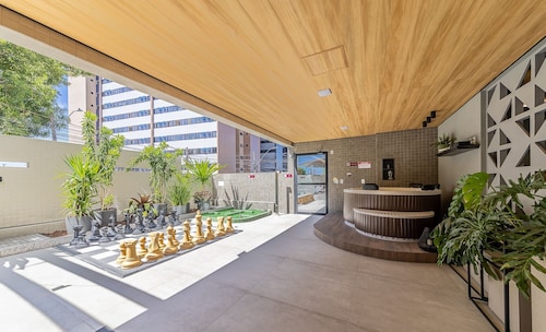 Stay With a Pool and gym 350m From the Beach in a Prime Location in Maceio - SLI