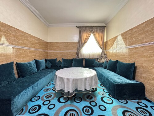 Cozy 2BR Agadir Retreat • Netflix + Smart TV • 15 min to Beach 🏖️