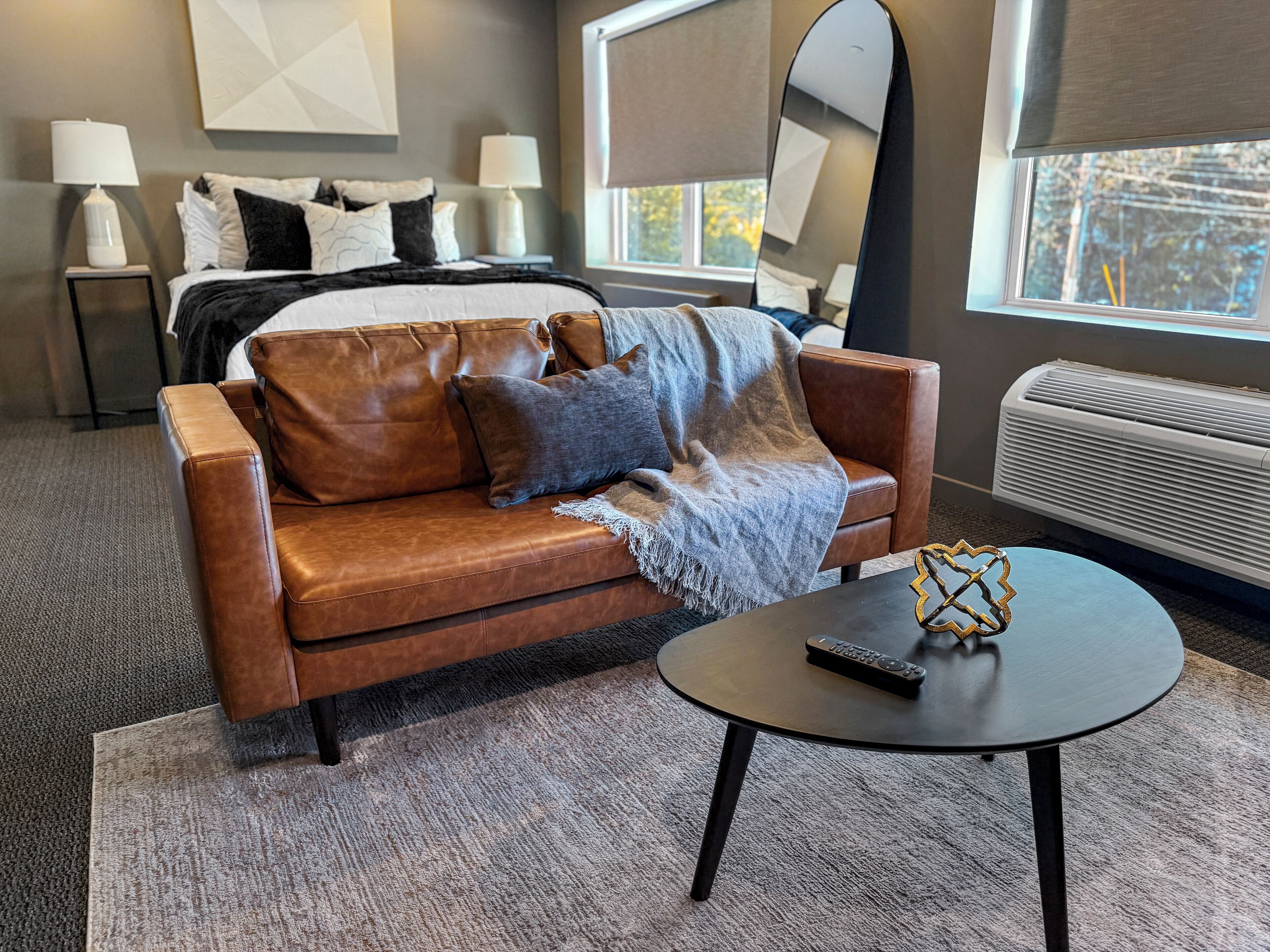 Superior Studio Suite | Interior detail