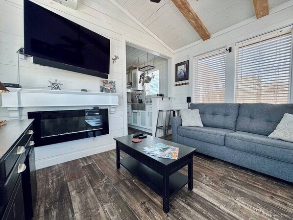 Unclassified image, 1 of 23, button