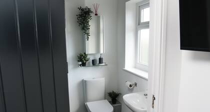 Cheerful and Cosy 4 bedroom House
