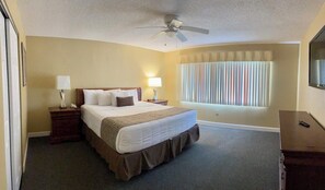3 bedrooms, in-room safe, iron/ironing board, Internet