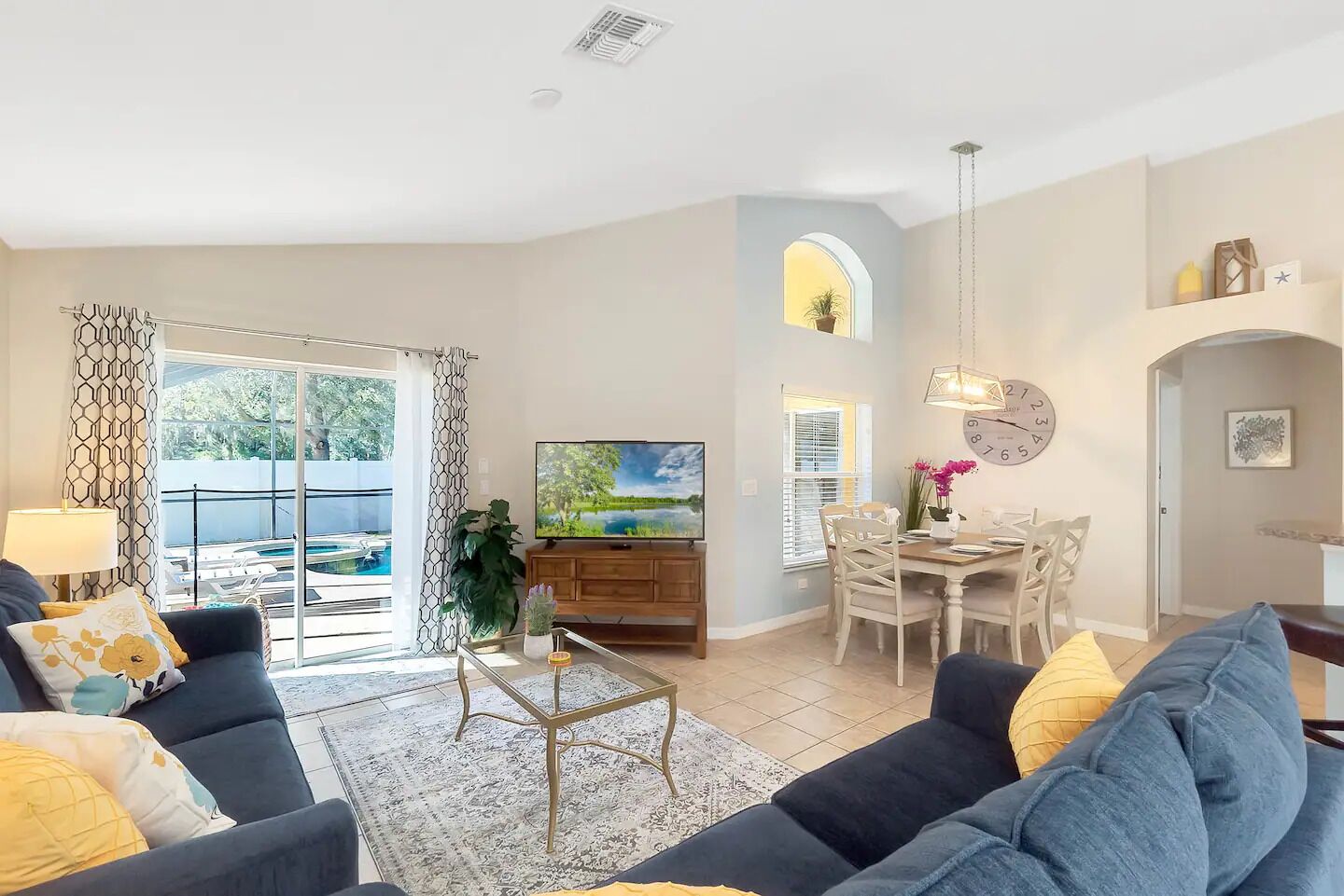 Beautiful Disney Home! Heated Pool/spa  Arcade  Gated Community  4br / 3ba - Kissimmee, FL