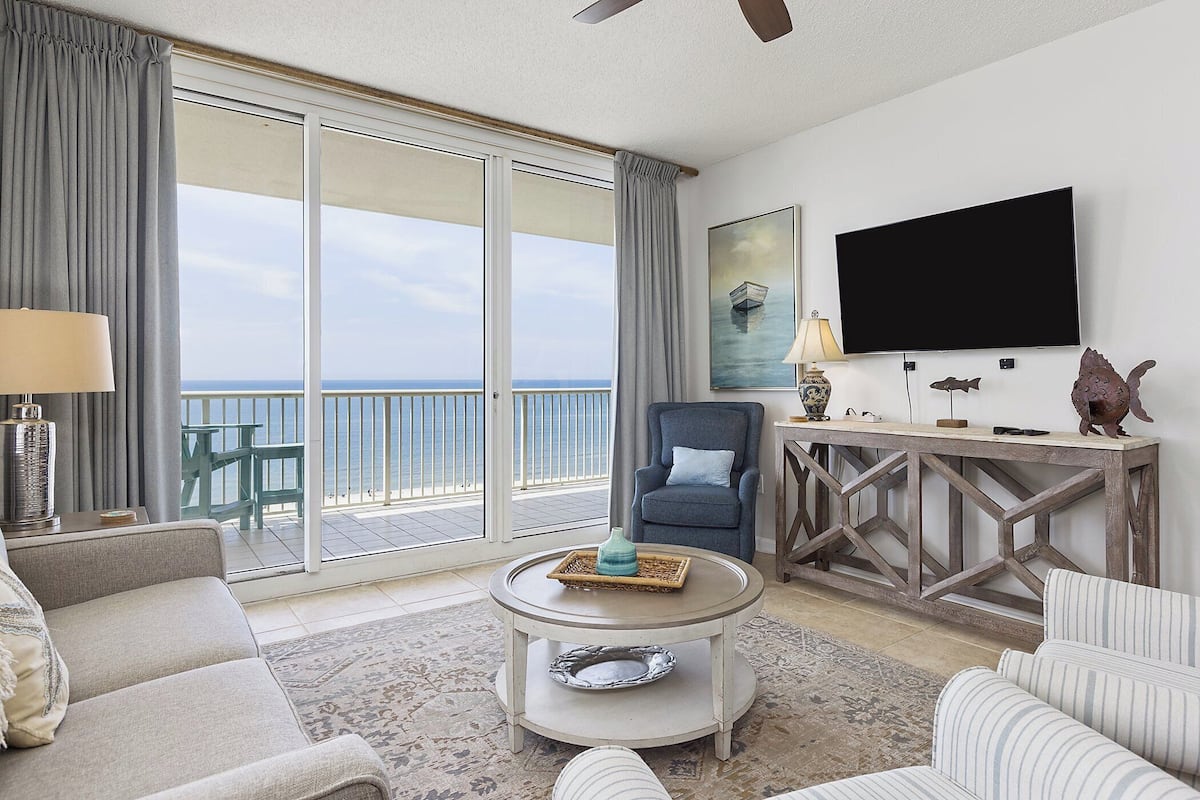 Condo (#901 - No Pets) | Front of property