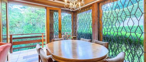 غرفة المعيشة