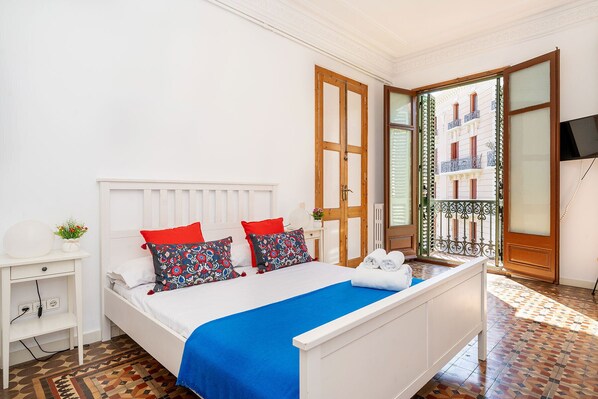 7 chambres, bureau, fer et planche à repasser, Wi-Fi gratuit