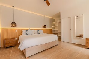 5 bedrooms, iron/ironing board, bed sheets