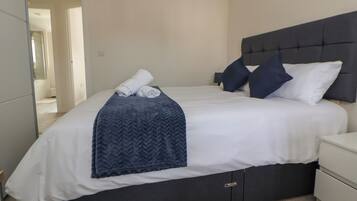 4 bedrooms, individually decorated, individually furnished, free WiFi