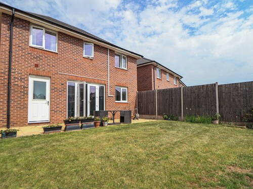 29 Ernest Dawes Avenue