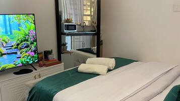 1 bedroom, iron/ironing board, WiFi, bed sheets