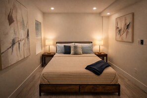 Desk, iron/ironing board, WiFi, bed sheets
